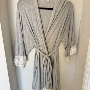 Women’s robe